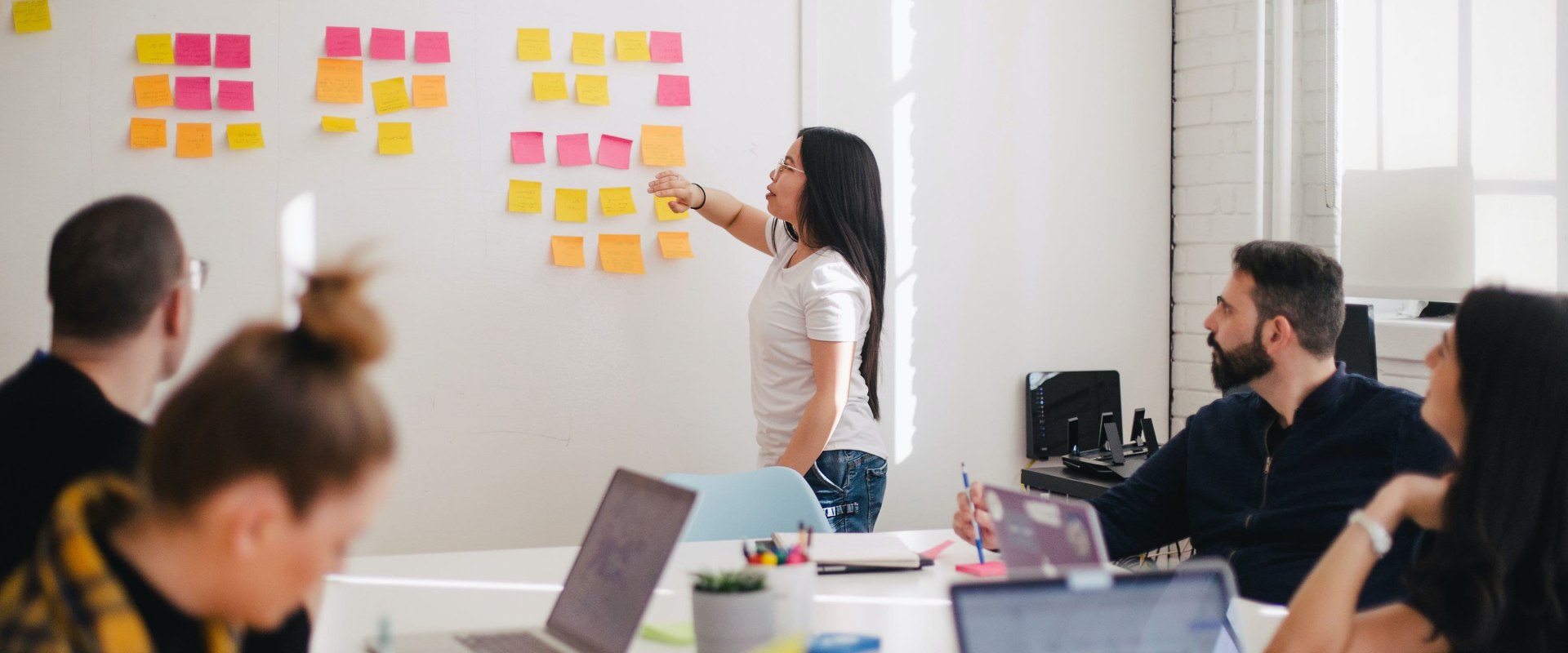 Types of Advertising Agencies: What You Need to Know